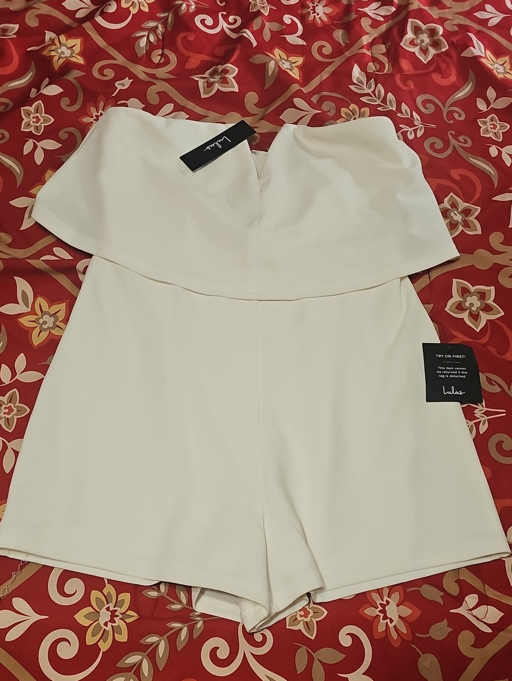 Lulu's White Strapless Ruffled Romper (D)